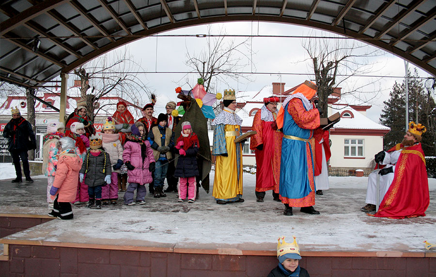 Uroczystość Objawienia Pańskiego - Trzech Króli - Brzesko - 06.01.2017 r. Program artystyczny na scenie Placu Kazimierza Wielkiego