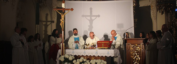 W kościele parafialnym pw. Św. Mikołaja Biskupa w Lubzinie Grupa25+ zaprezentowała "Tajemnicę Eucharystii" według tekstu boliwijskiej mistyczki Cataliny Rivas.